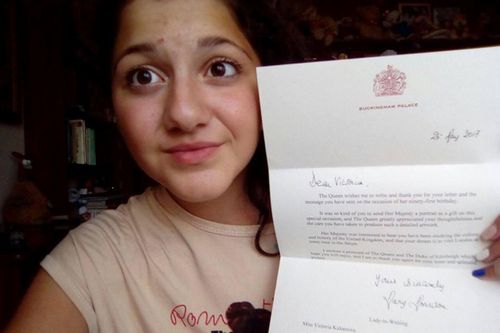 Корона шлет привет: новосибирская школьница получила письмо от королевы великобритании