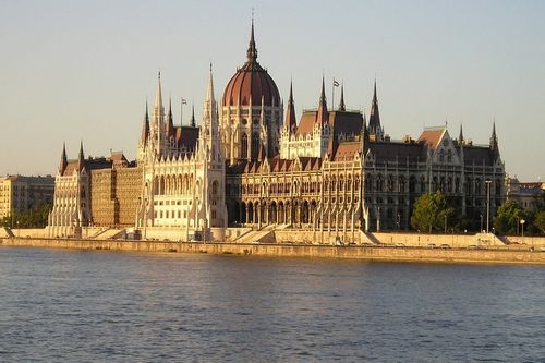 Внж или пмж: сравнительный анализ иммиграционных программ венгрии
